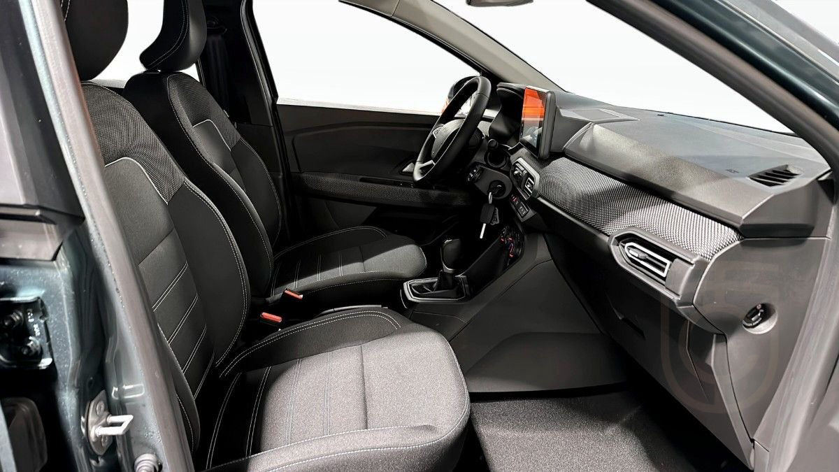 Dacia Sandero 2290:-