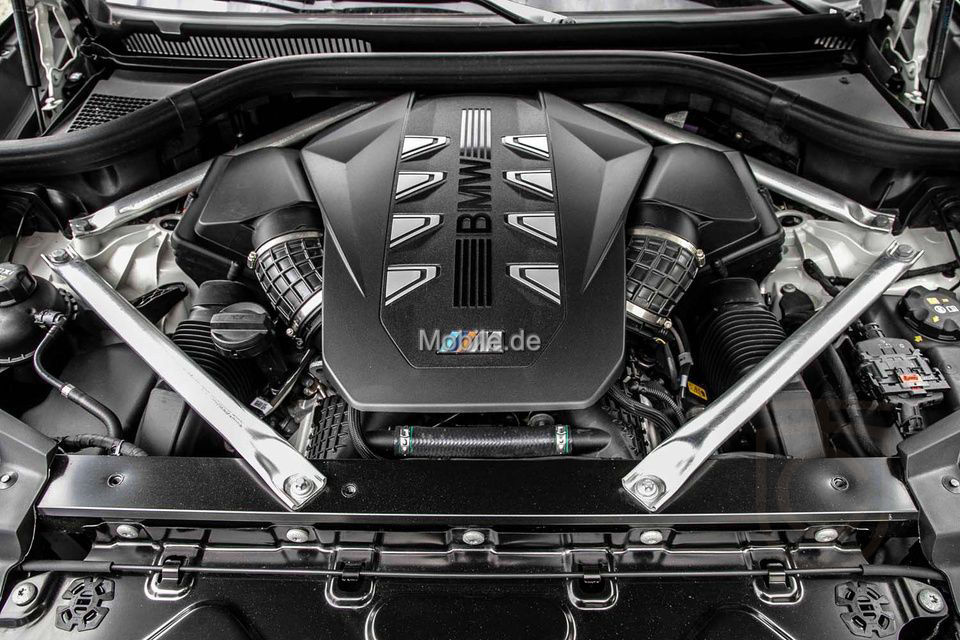 BMW X5 M60i Navi adLED harman/kardon RKam HeadUp AHK