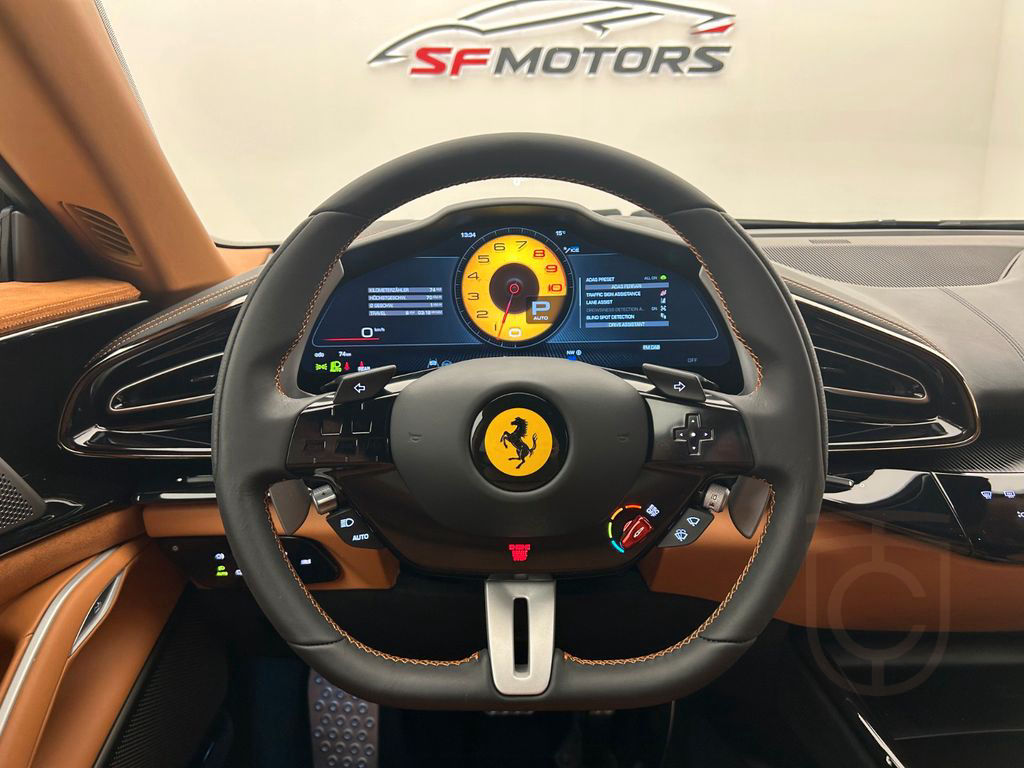 Ferrari Purosangue ROSSO FUOCO/CARBON/LIFT/PANORAMA