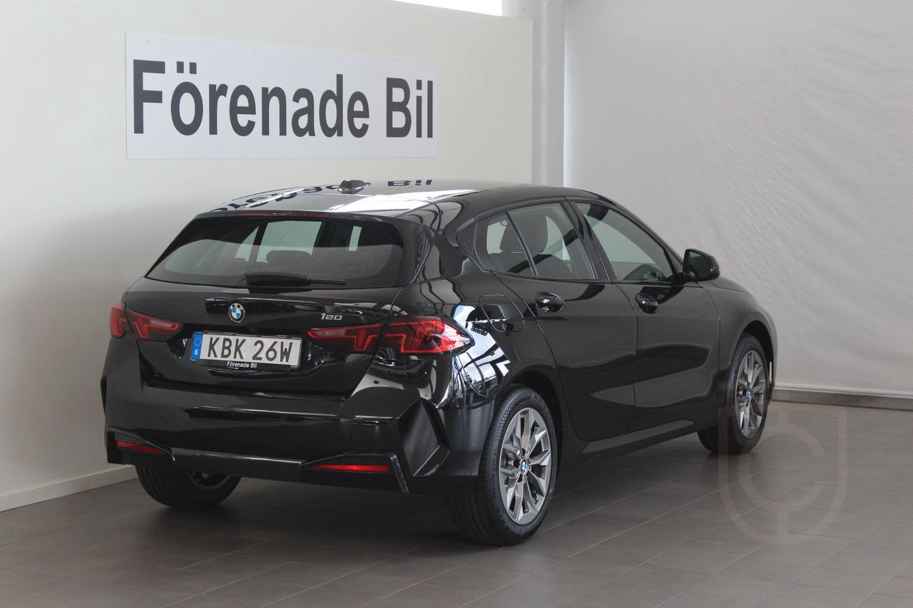 BMW 120 i Automat
