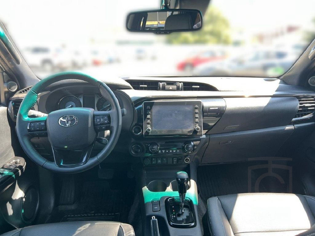 Toyota Hilux Double Cab Style 4x4