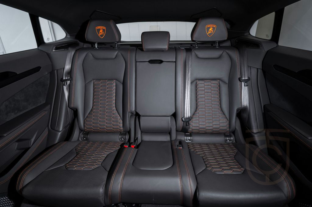 Lamborghini Urus S | Akrapovič | Full Spec