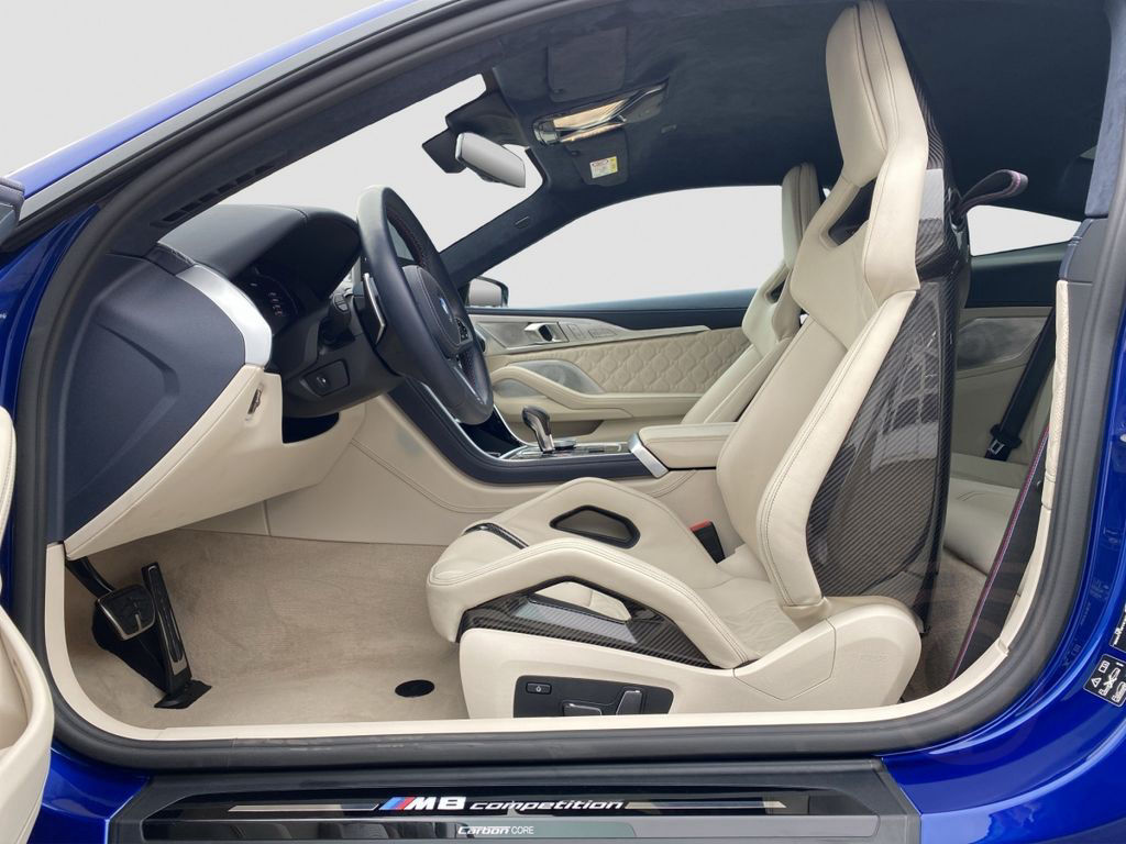 BMW M8 Competition Coupé xDrive Carbonsitz NP 207 B&