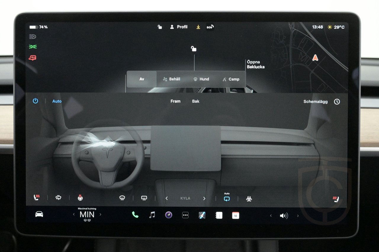 Tesla Model Y Performance AWD Autopilot Pano