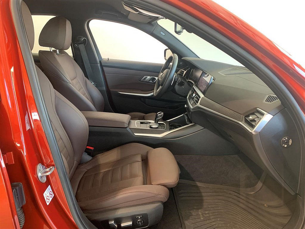 BMW 330 d M Sport Navigation Harman Kardon Innovation Skinn 19"