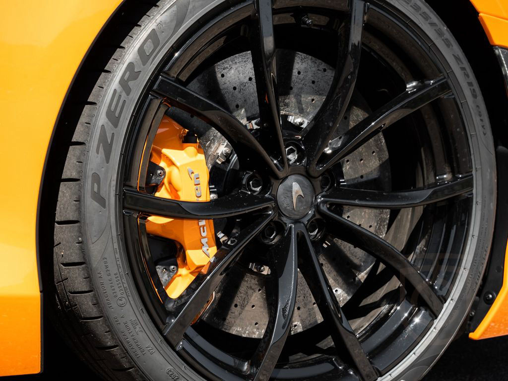 McLaren Artura Spider | MSO | Carbon Interior