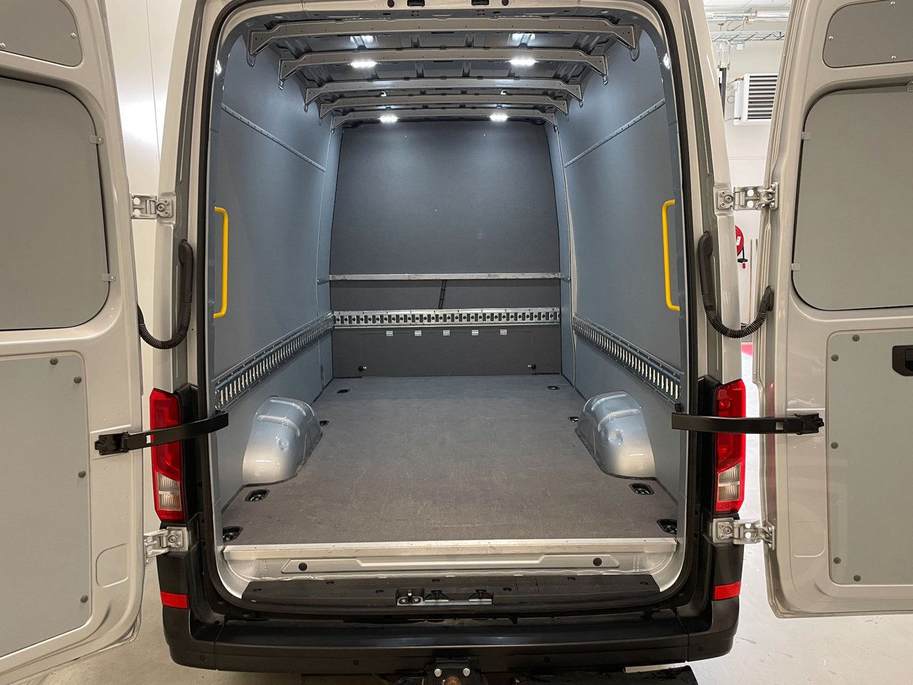 MAN TGE  3.180 4X4 L4H3 Twin Cab