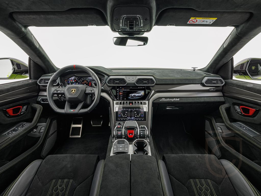 Lamborghini Urus Performante