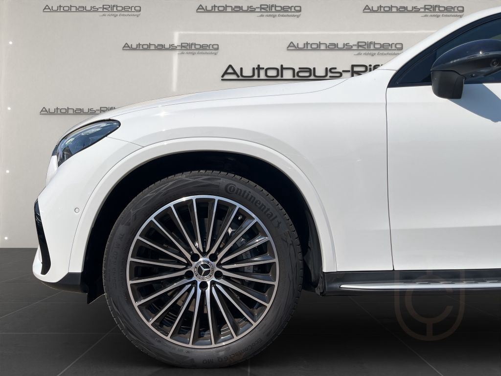 Mercedes-Benz GLC 300 de 4M Coupe AMG PanD/20Zoll/HUD/Night
