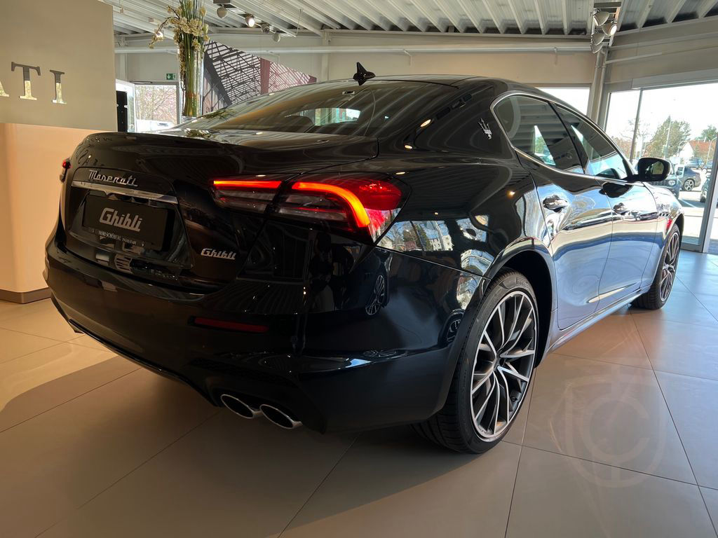 Maserati Ghibli 2.0 Hybrid GT *Maserati-IN*