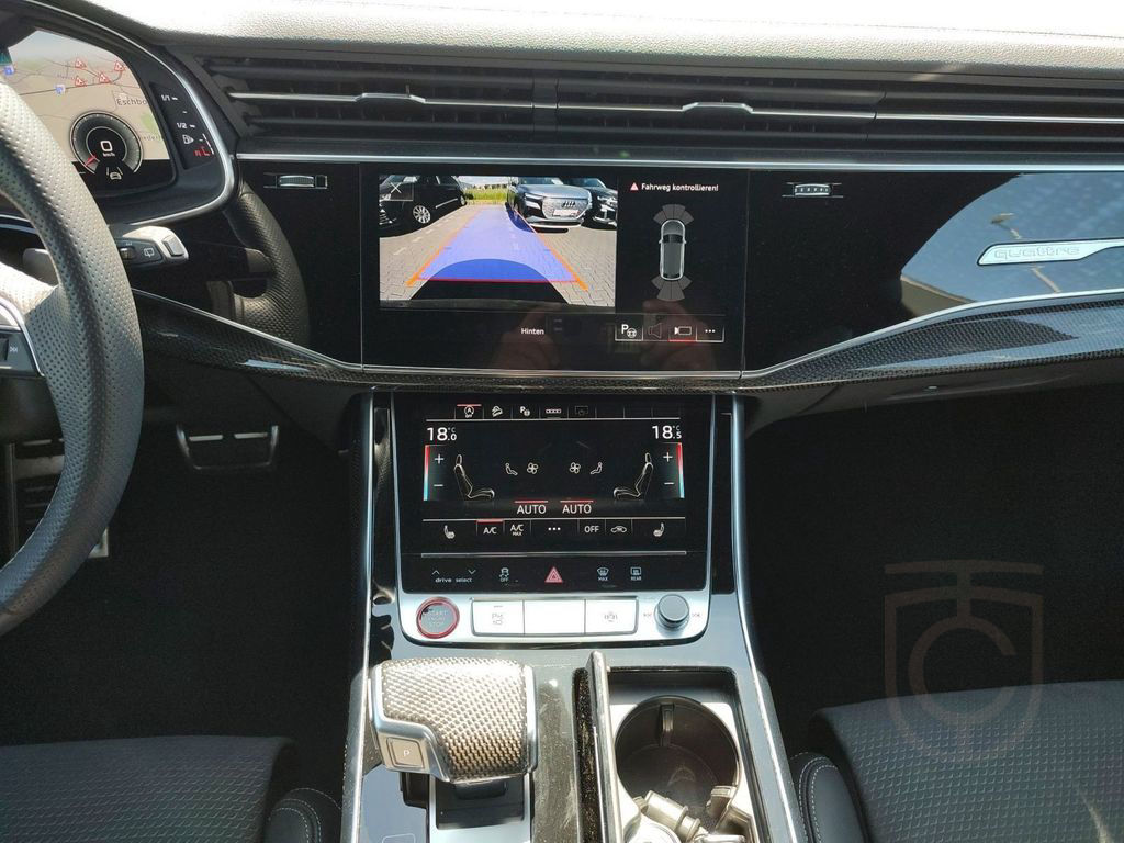 Audi SQ8 4.0 TFSI competition plus*Navi*Matrix*Alu*B&