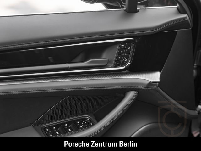Porsche Panamera BOSE Luftfederung Panorama LED-Matrix