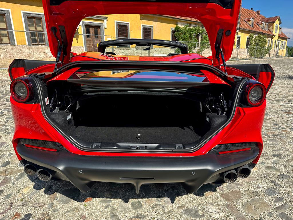 Ferrari Portofino M Modificato adaptives LED Magnaride