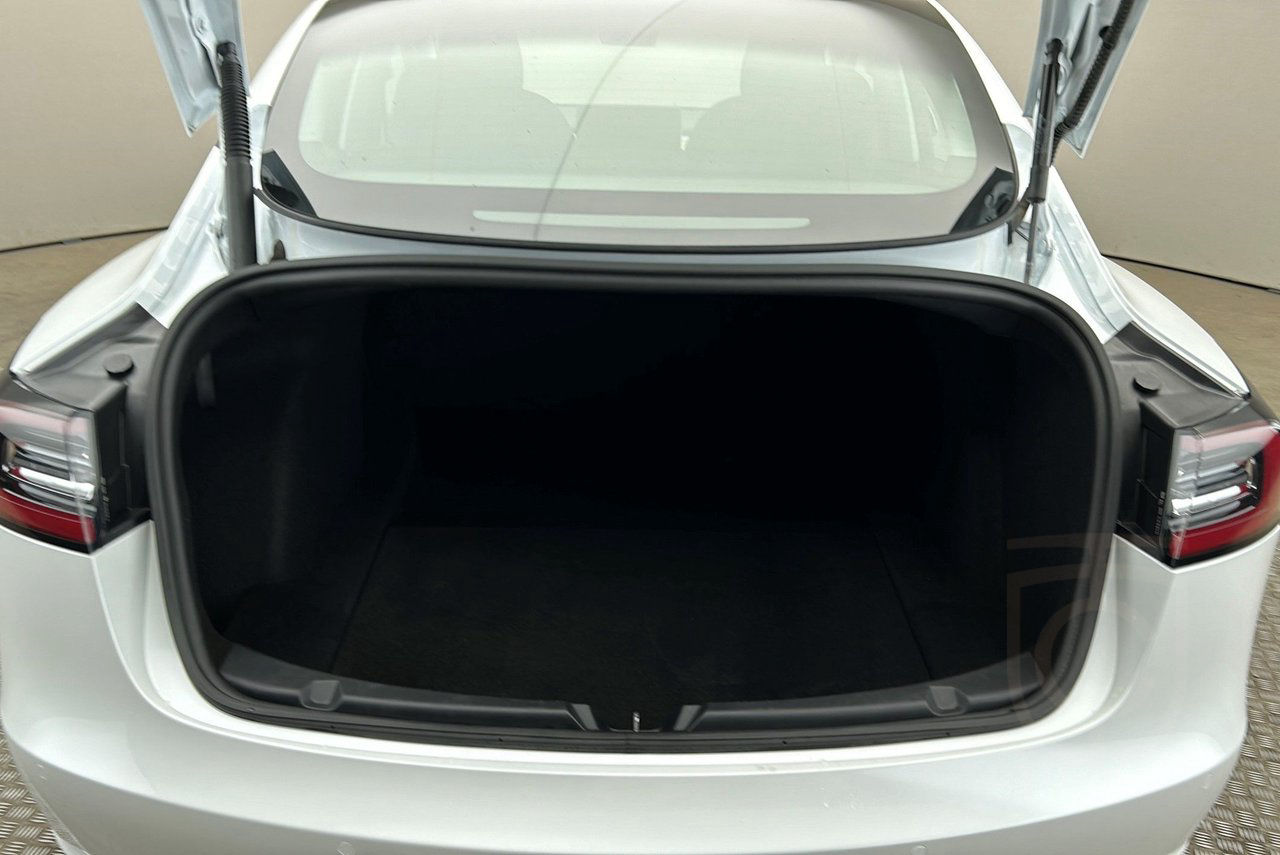 Tesla Model 3 Standard Range