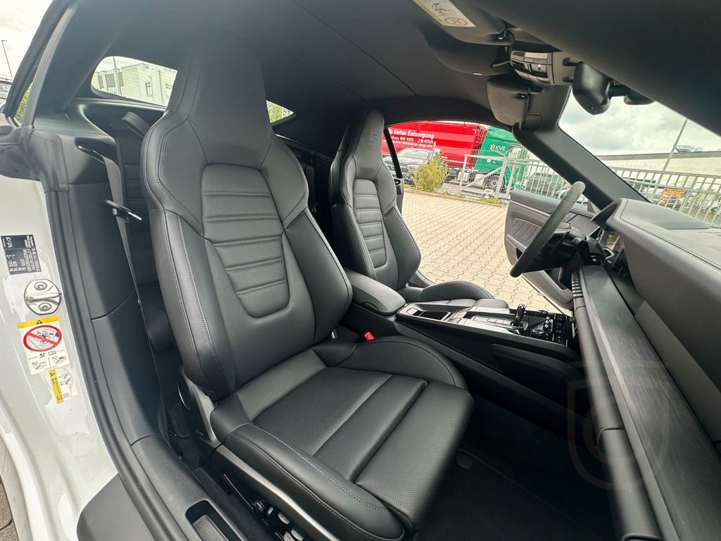 Porsche 992 GTS Cabrio/ T-Hybrid/BOSE/Matrix/Sitzklima