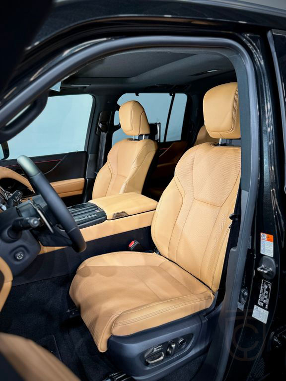 Lexus LX 600 Luxury MY24/Rear TV/In Stock/full options