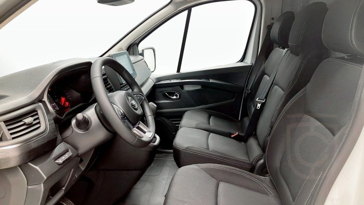 Nissan Primastar N-Connecta 5