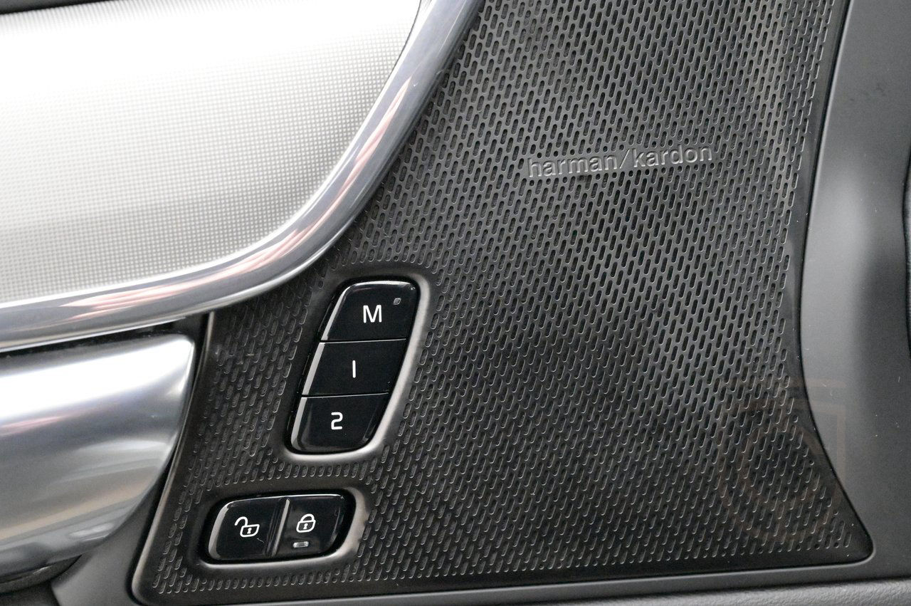 Volvo S90 Recharge T8 AWD Ultimate Dark Pano H