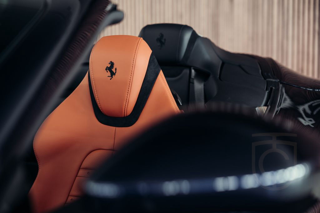 Ferrari Roma Spider, Blu America, Terra Antica, MwSt.