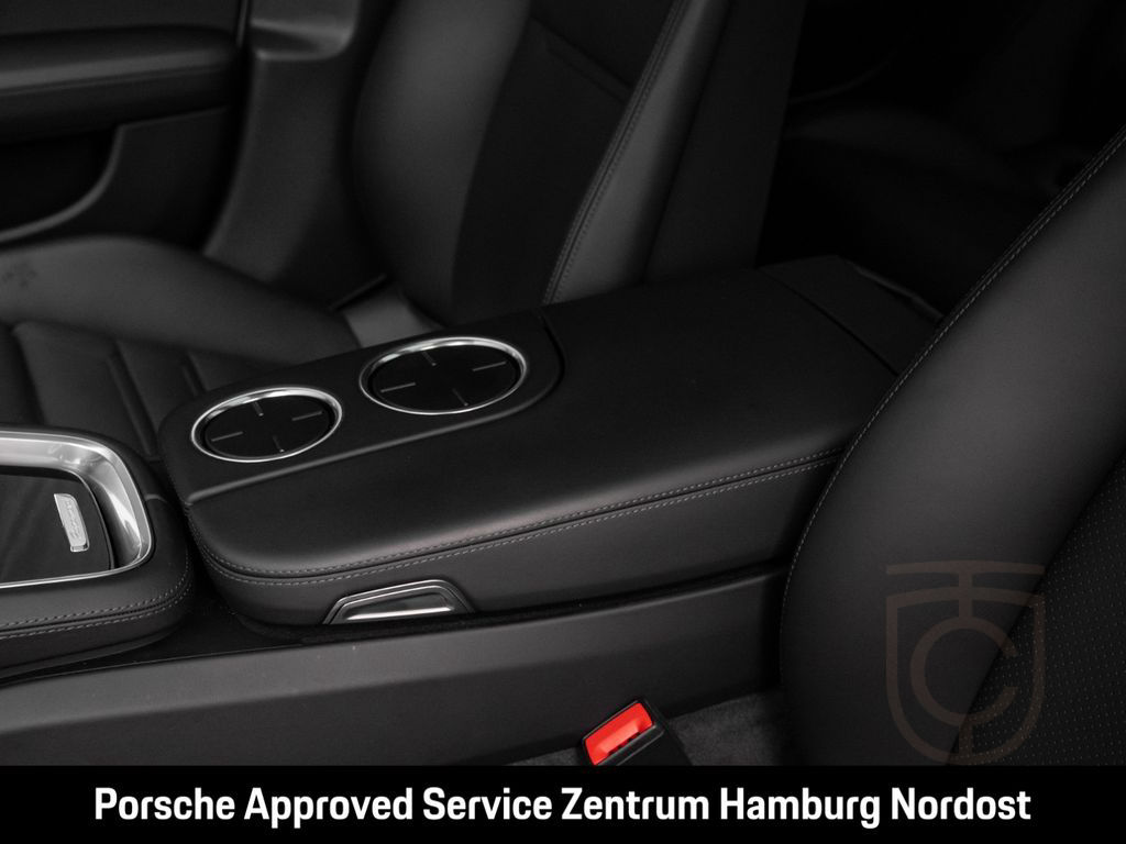 Porsche Panamera 4S E-Hybrid Sport Turismo Sportabgasan.