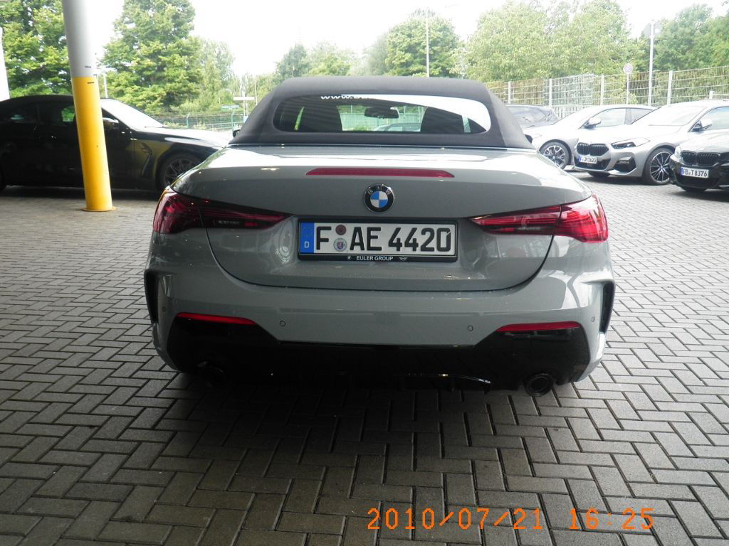 BMW 420 i Cabrio Sportpaket Navi Digitales Cockpit M