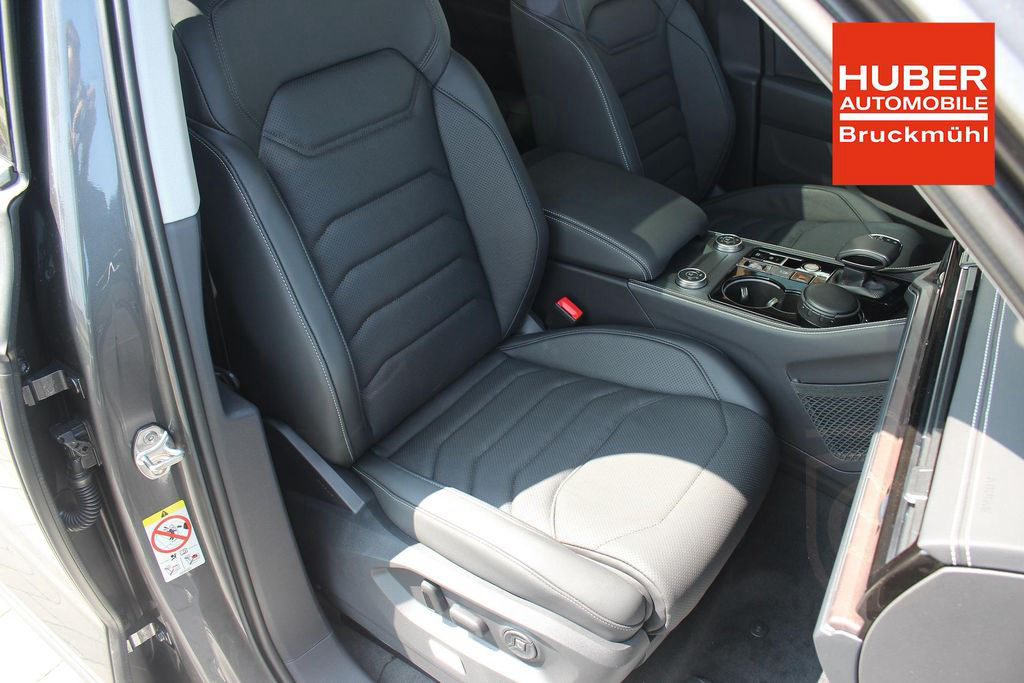 Volkswagen Touareg 3.0 V6 TDI ELEGANCE ALLRAD/AHK/MATRIX...