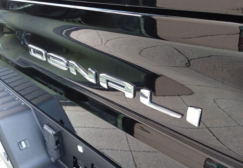 GMC Sierra