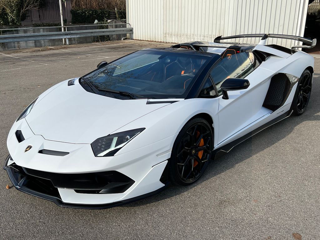 Lamborghini Aventador SVJ Roadster 1 of 800 Weiß Matt