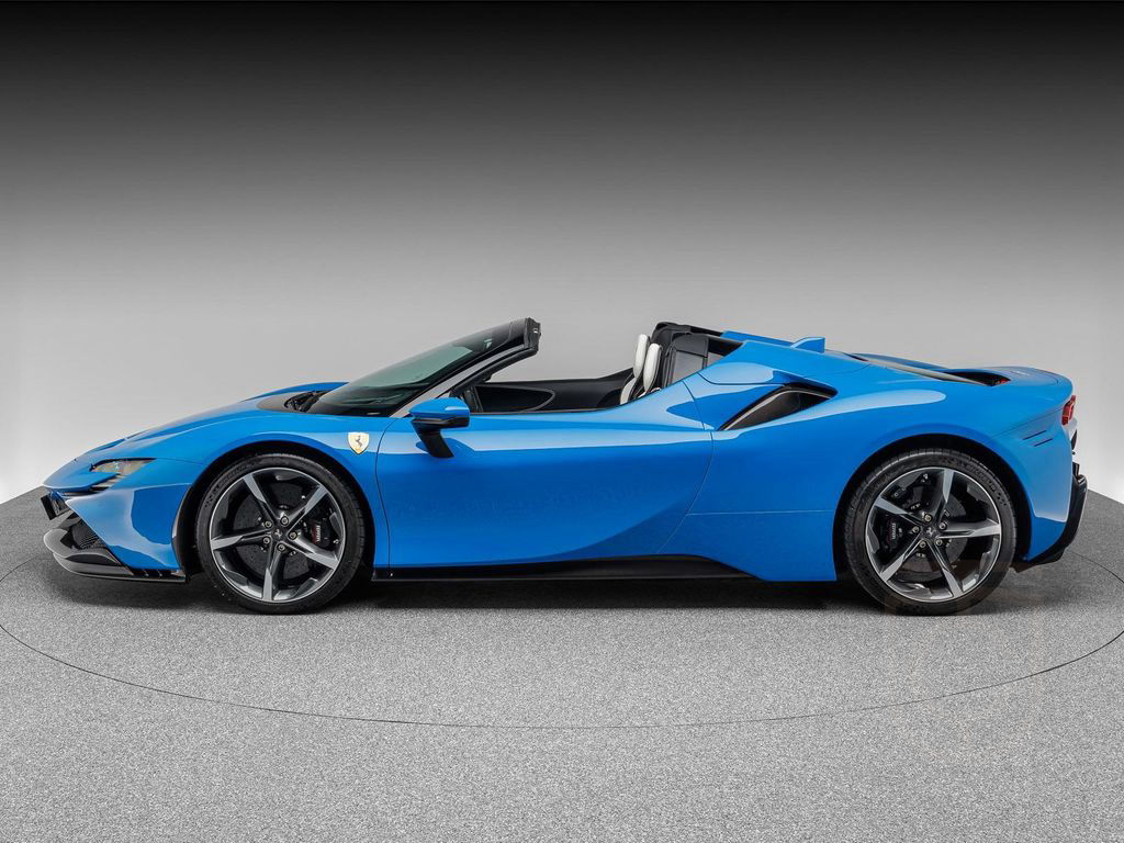 Ferrari SF90 Spider