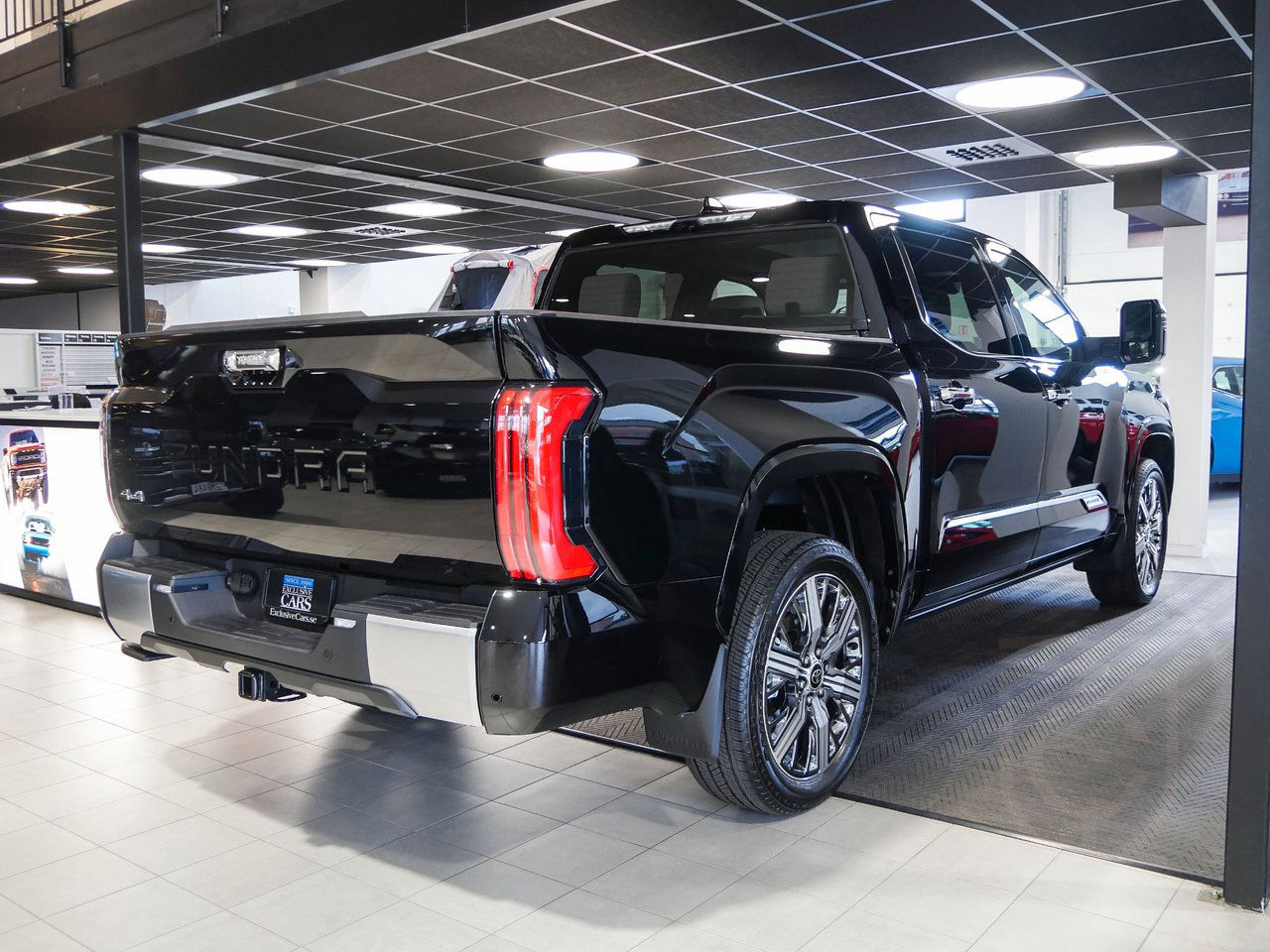 Toyota Tundra CAPSTONE HYRBID HEV