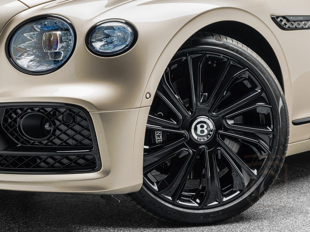 Bentley Flying Spur Mulliner Hybrid * NAIM * MY24 *