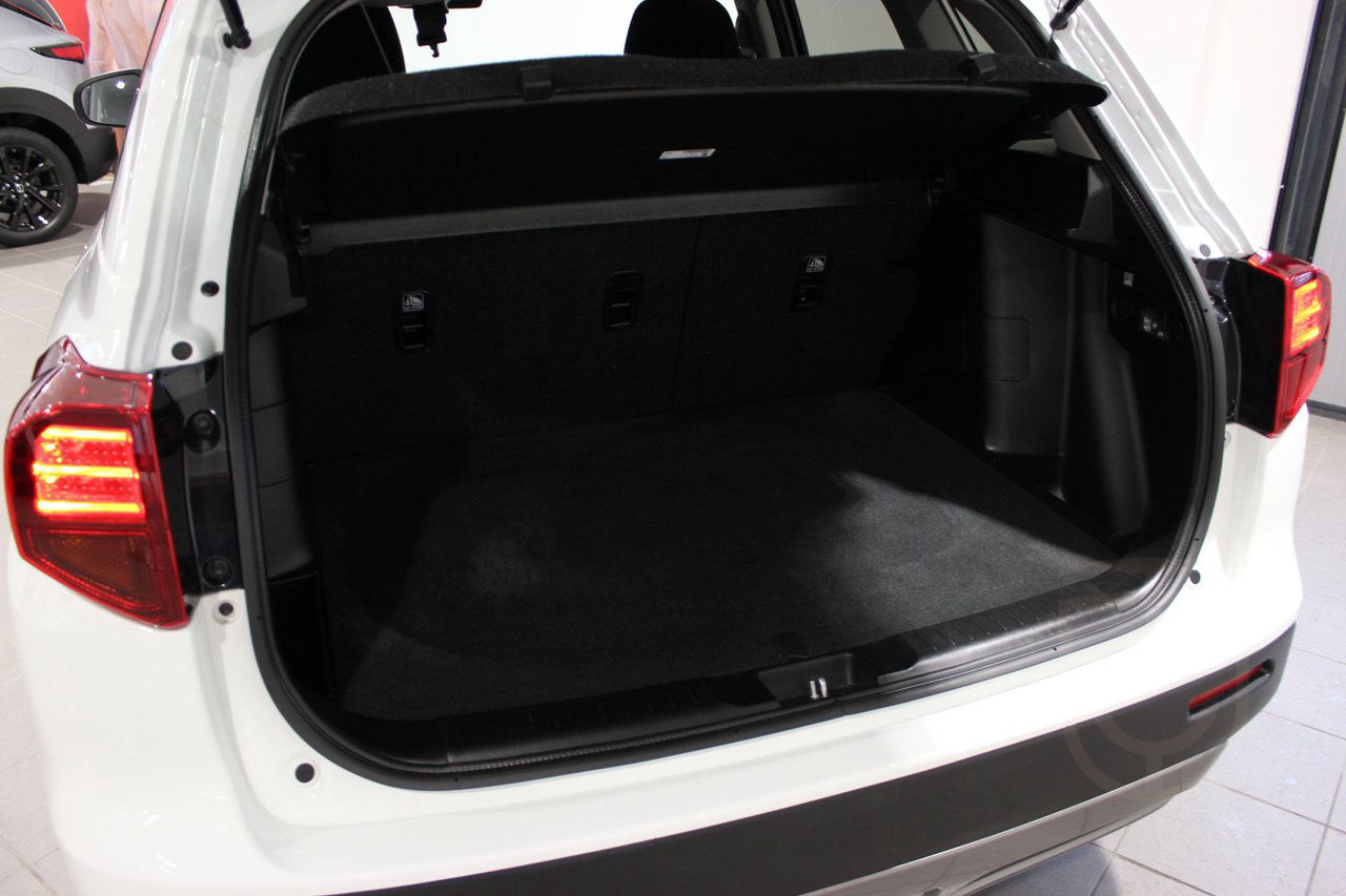 Suzuki Vitara HEV