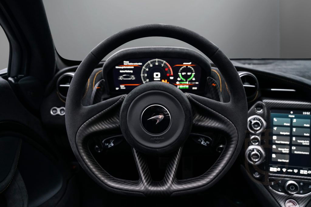 McLaren 765LT Spider I Titanium Exhaust I Roof - Electro