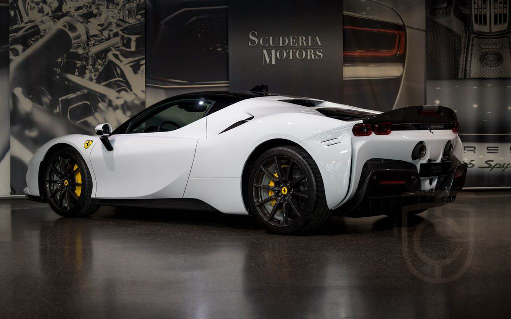 Ferrari SF90 STRADALE | ASSETTO FIORANO| FULL CARBON
