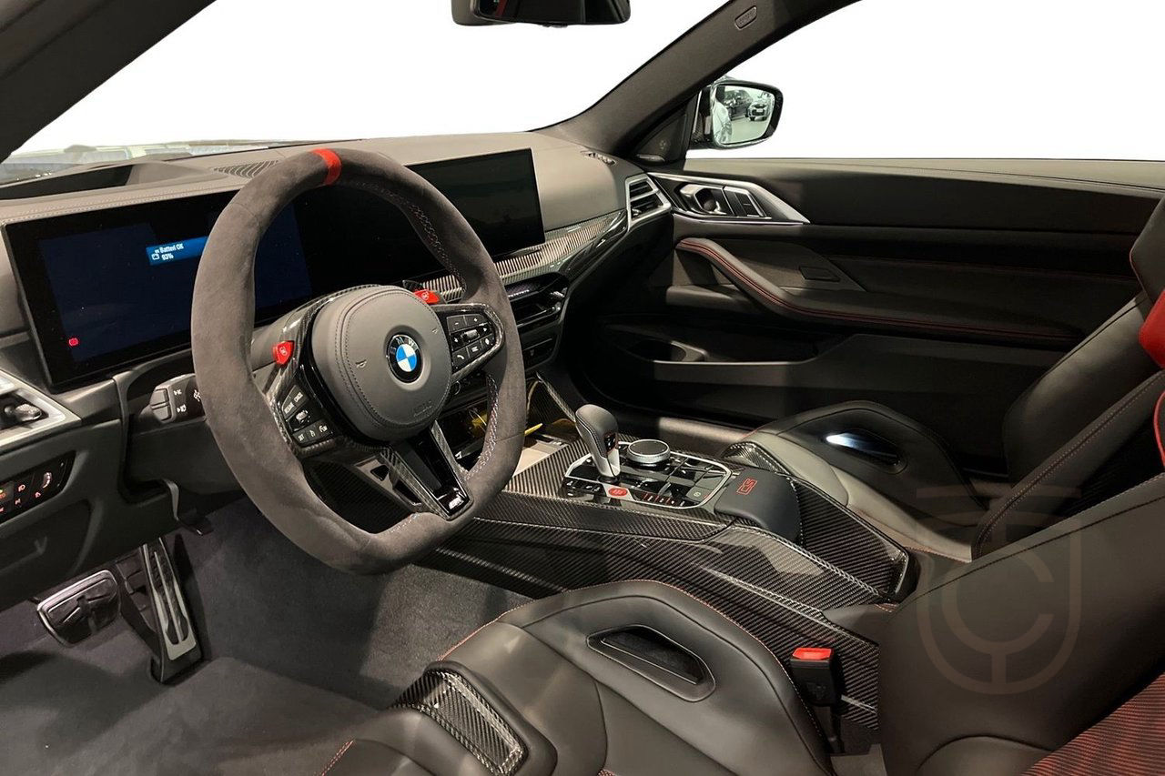 BMW M4 CS