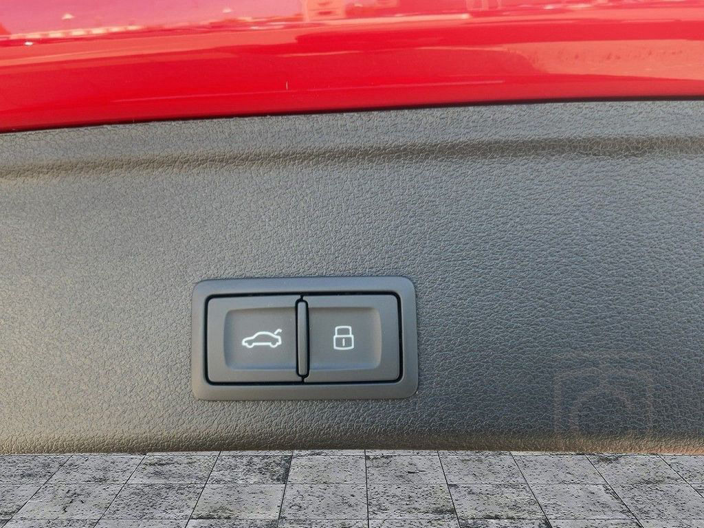 Audi RS4 Avant TFSI MATRIX+NAVI+HuD+B&O+ACC+PANO+20"