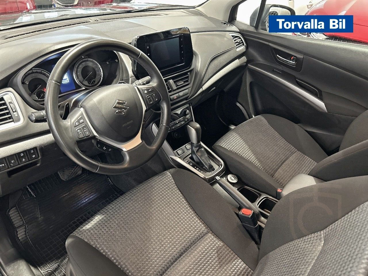 Suzuki S-Cross Hybrid