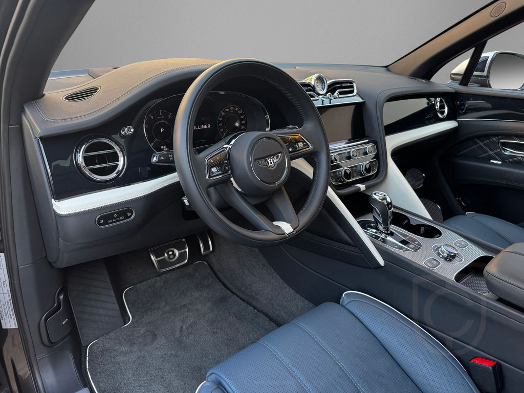 Bentley Bentayga V8 EWB MULLINER - MY24- BENTLEY BERLIN