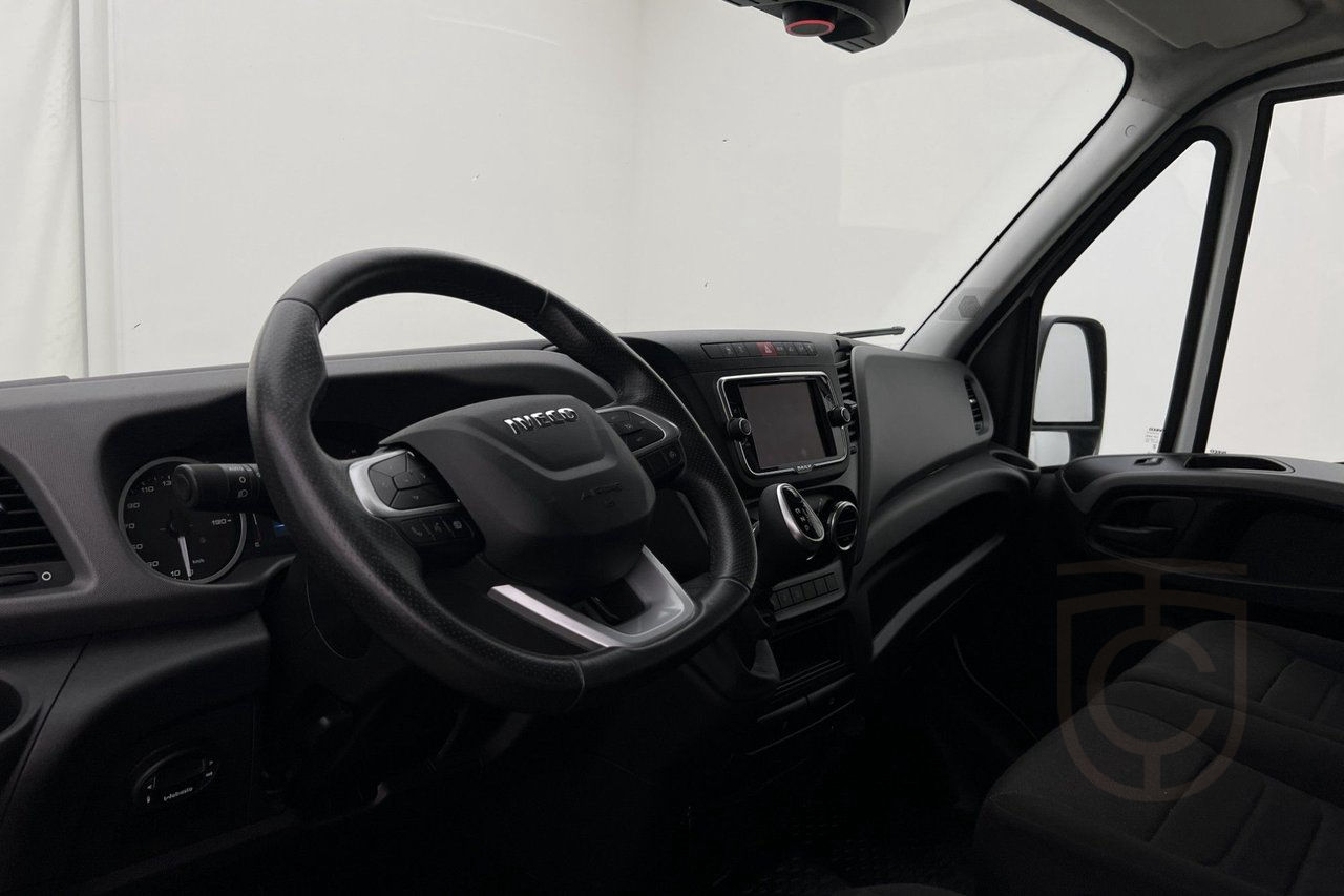 Iveco Daily 35-140 Van 2.3 JTD Hi-Matic 100kW 2023