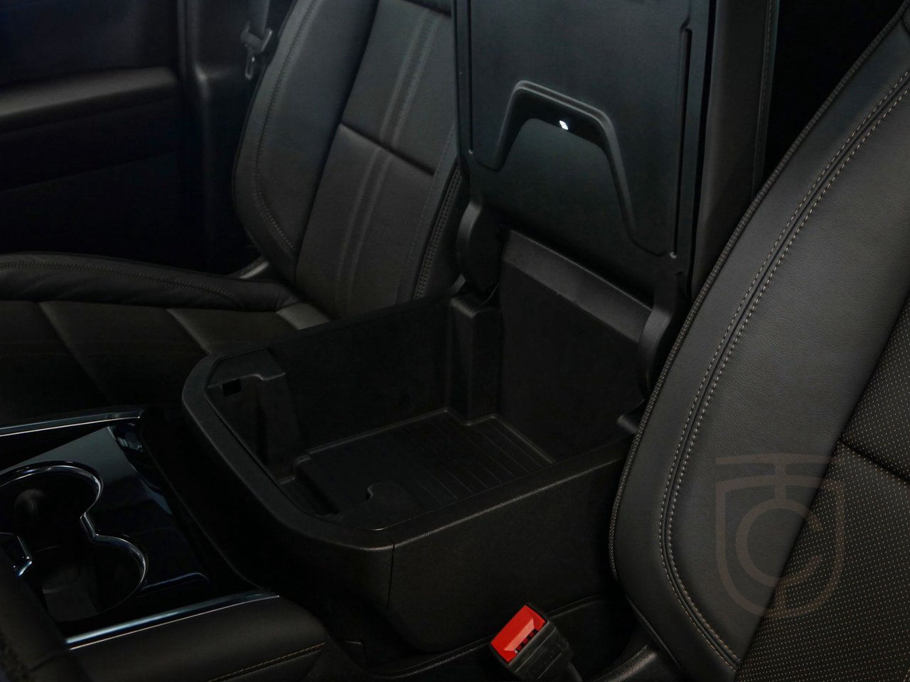 Chevrolet Tahoe HIGH COUNTRY DELUXE 6.2 V8
