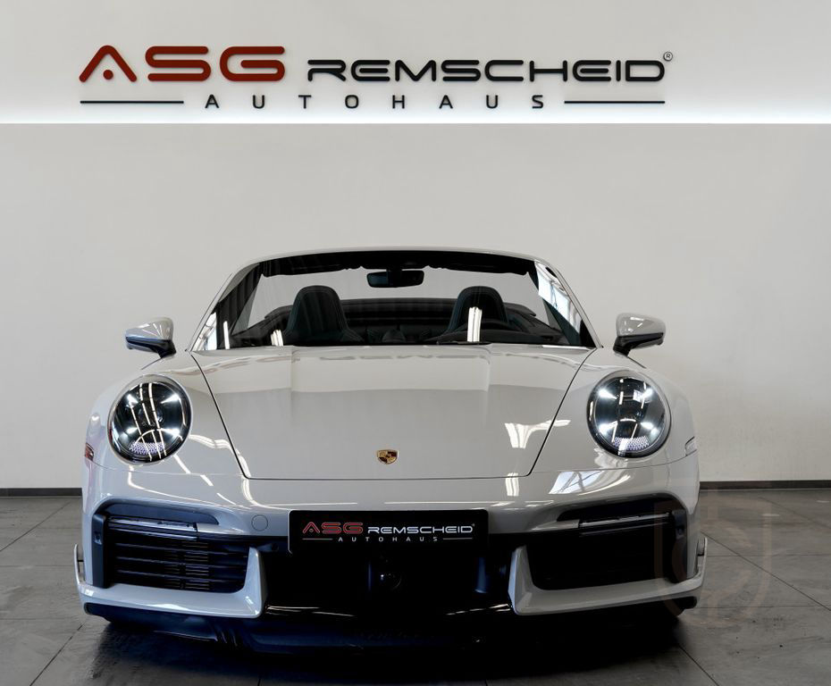 Porsche 911 (992) Turbo S Cabrio Sport Design *S-Abgas *