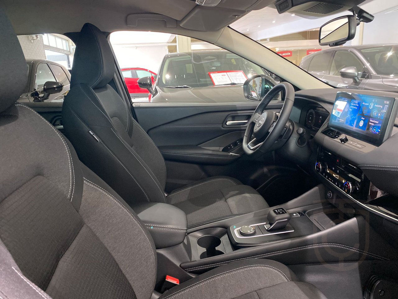 Nissan Qashqai 1.3 DIG-T XTRONIC-CVT N-Connecta