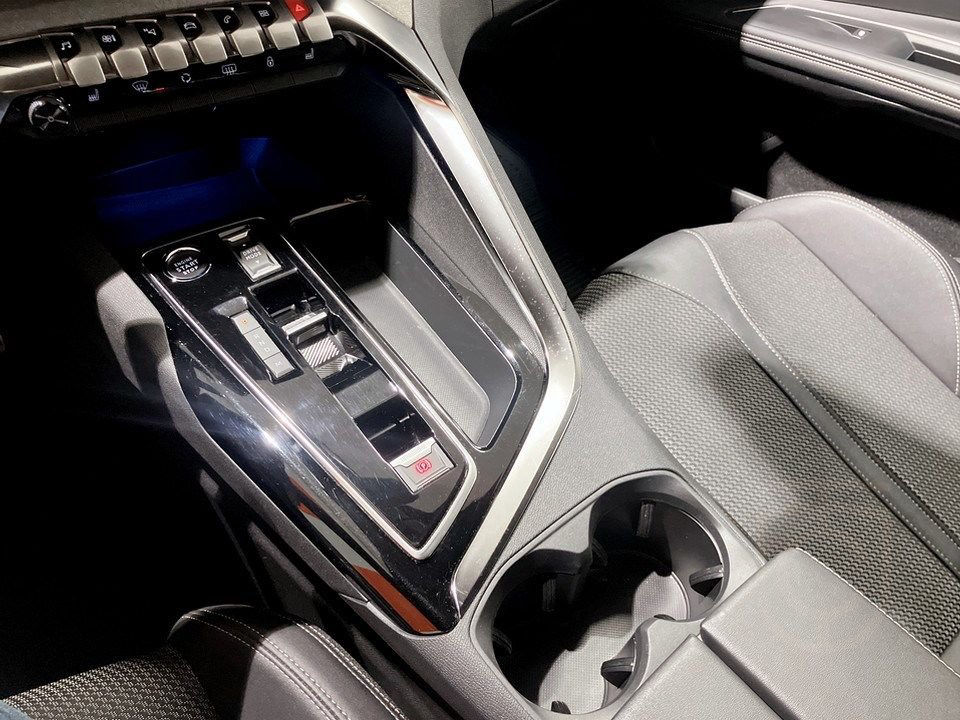 Peugeot 3008 GT 1.2 PT