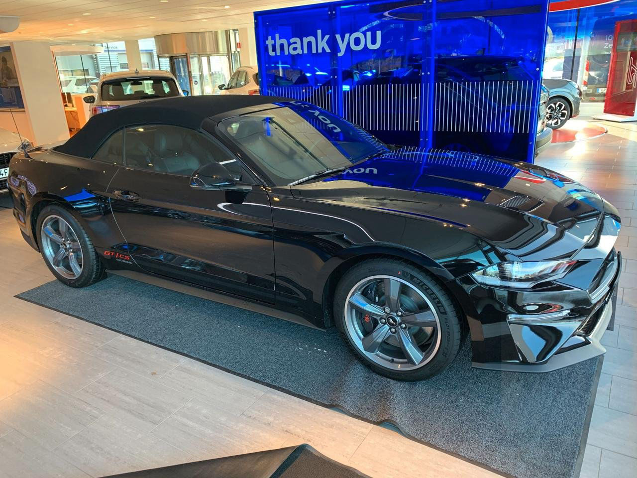 Ford Mustang CONVERTIBLE GT V8