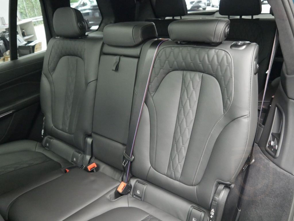 BMW X7 M60i Soft-Close, Sitzbelüftung, Sky Lounge