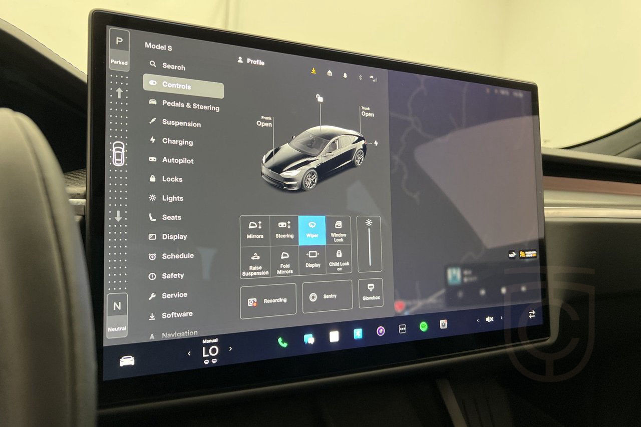 Tesla Model S Plaid AP
