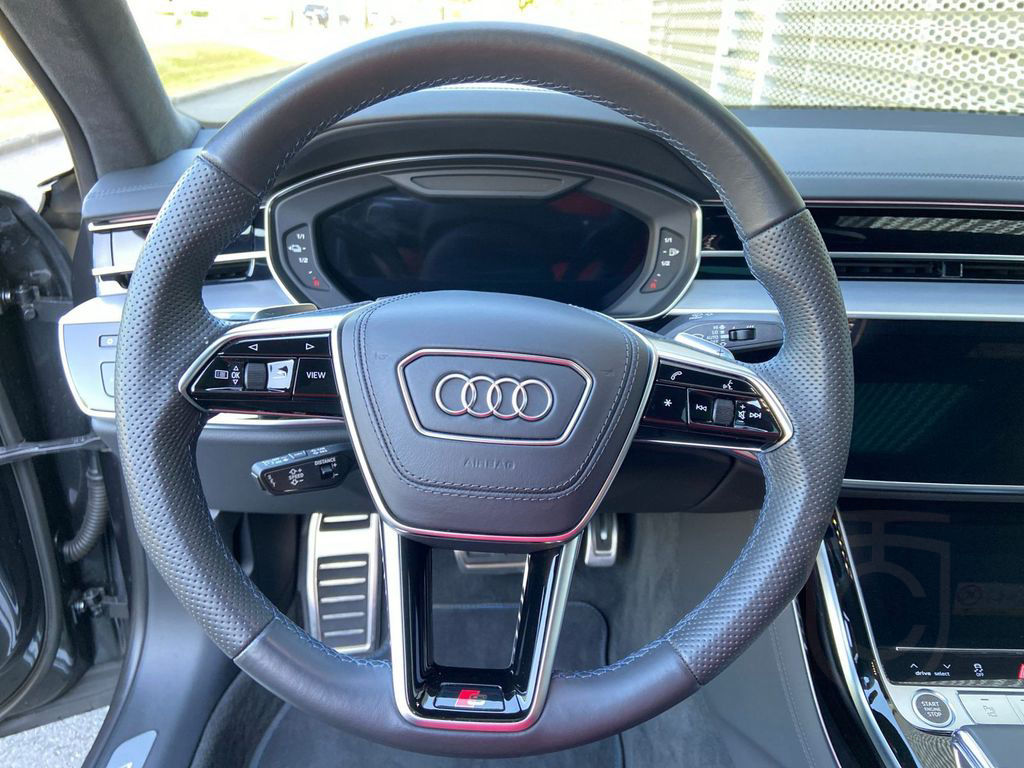 Audi A8 60 TFSIe qu. *Dig.-Matrix*Pano*HuD*Air*B&O*