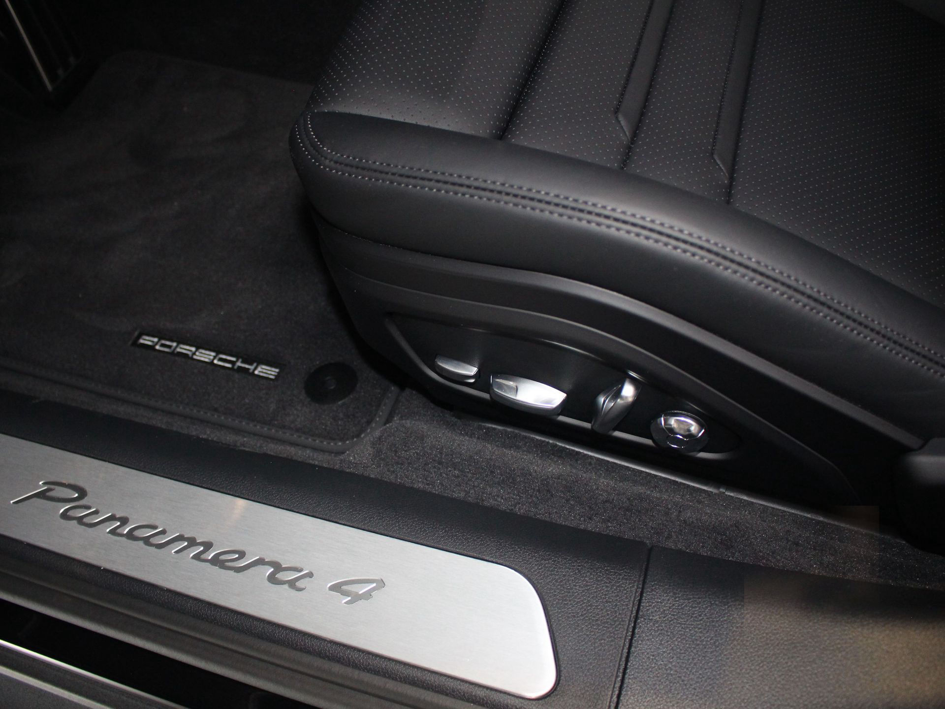 Porsche Panamera 4 E-Hybrid Sport Turismo
