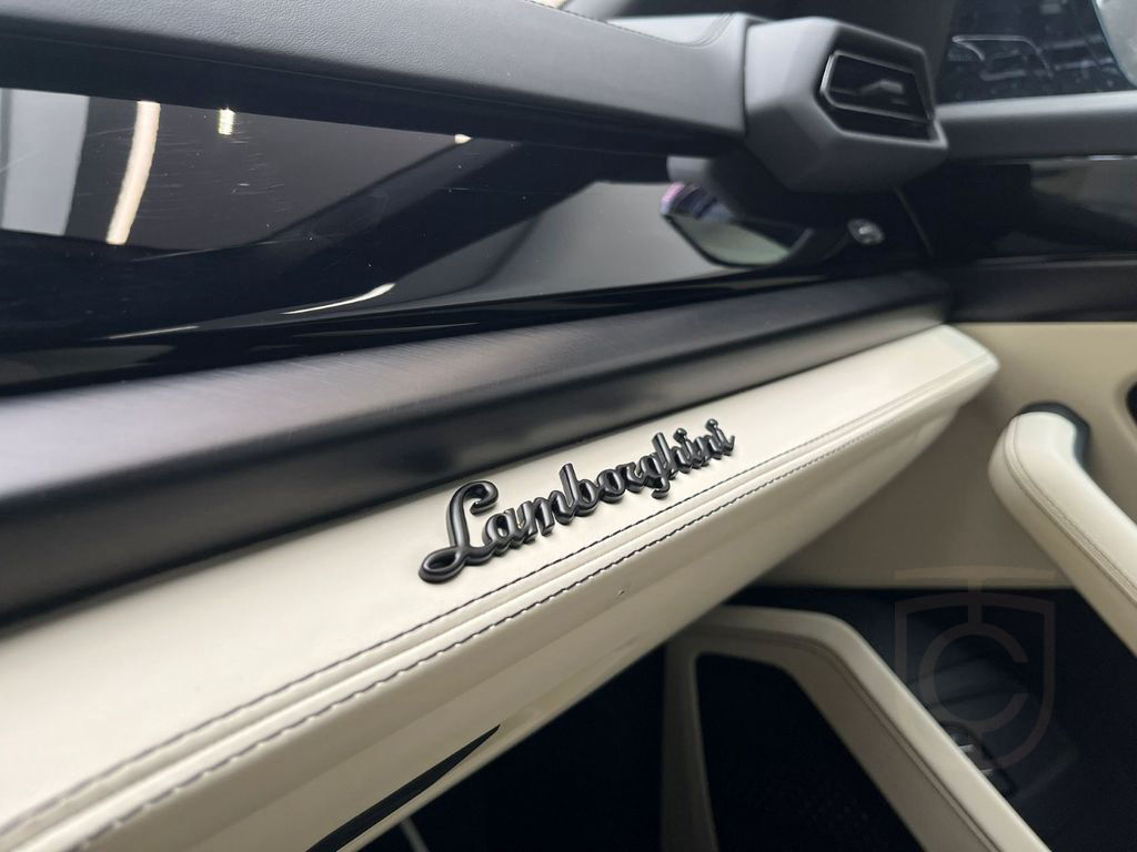 Lamborghini Urus SE MY25| Lamborghini Nürnberg