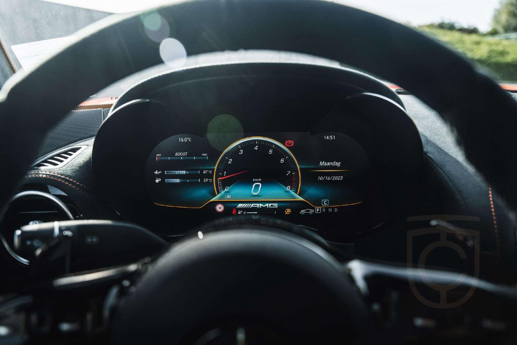 Mercedes-Benz AMG GT Black Series / Magma Beam / NEW